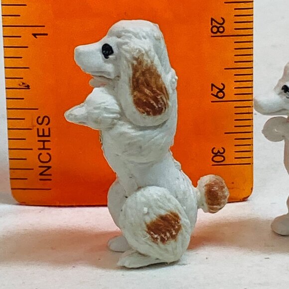 Standard Poodle Figurines Vintage Made in Hong Kong Plastic as is Lot of 3 - Picture 3 of 5